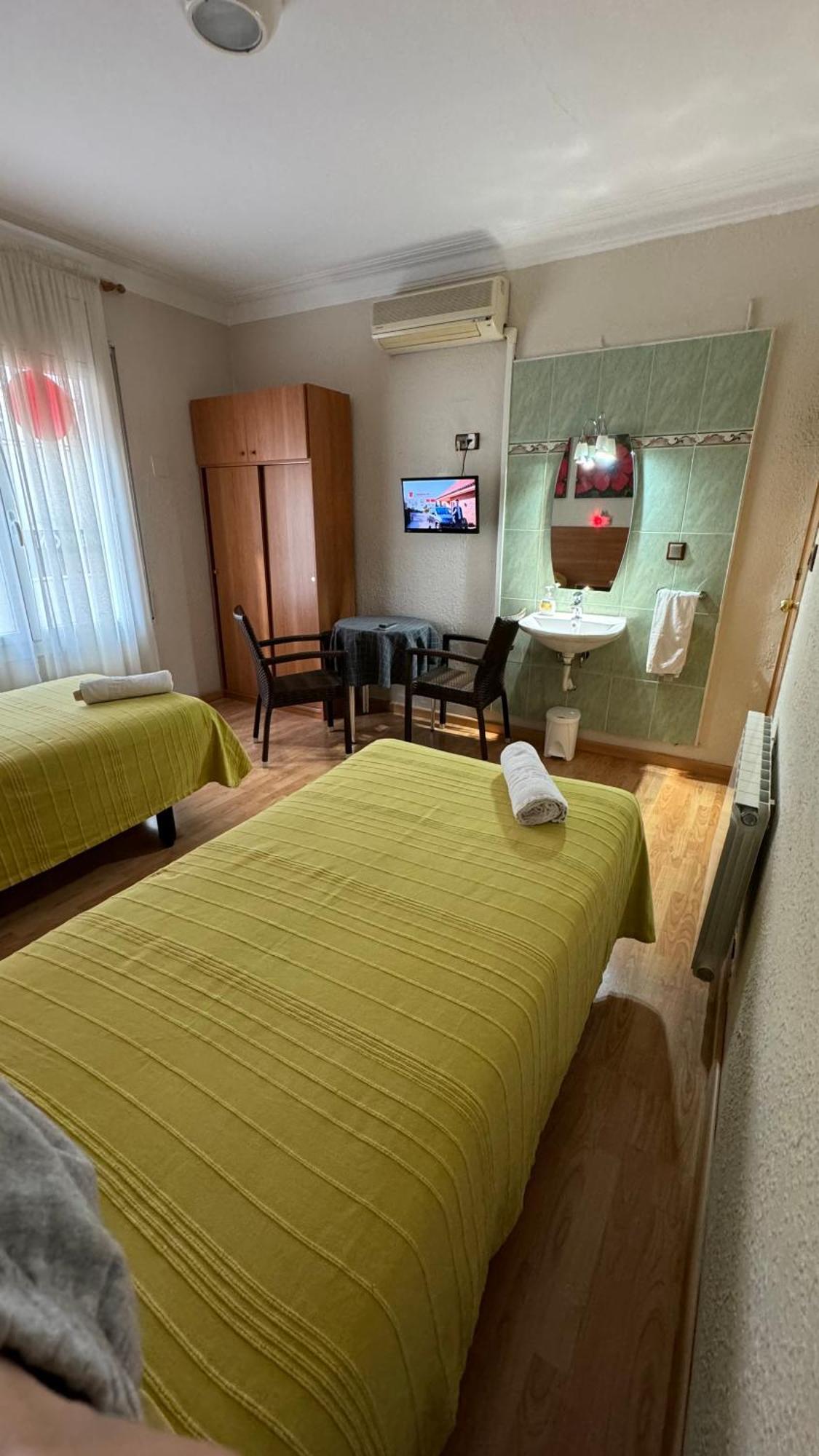 Pension Laforja Barcellona Esterno foto